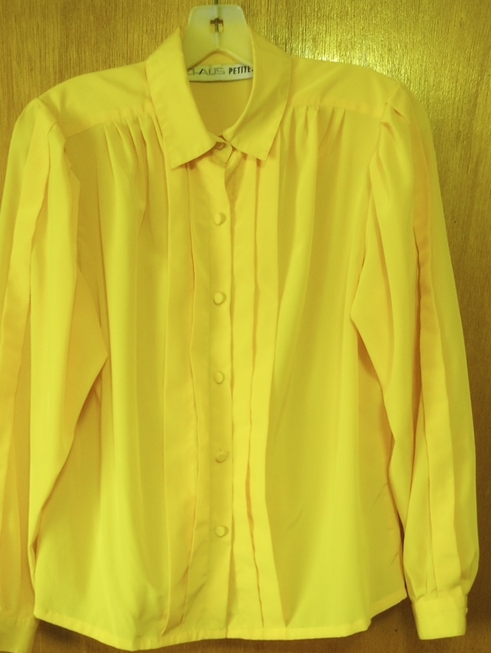 Chaus Bright Yellow Pleated Button Down Polyester Blouse w/ Collar, Sz 8 Petite